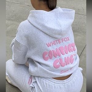 WHITE FOX L/XL Comfort Club Oversized Hoodie Mist Pink GRAPHICS Sweatshirt